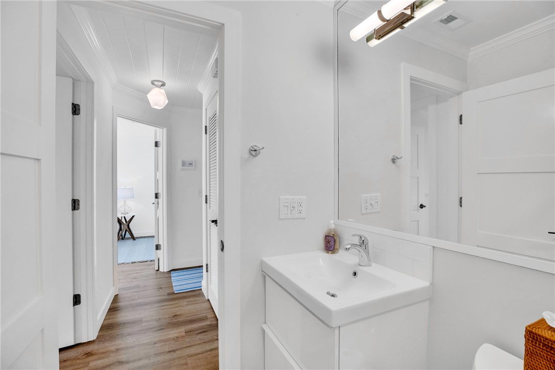 1830 E Sandpiper Road