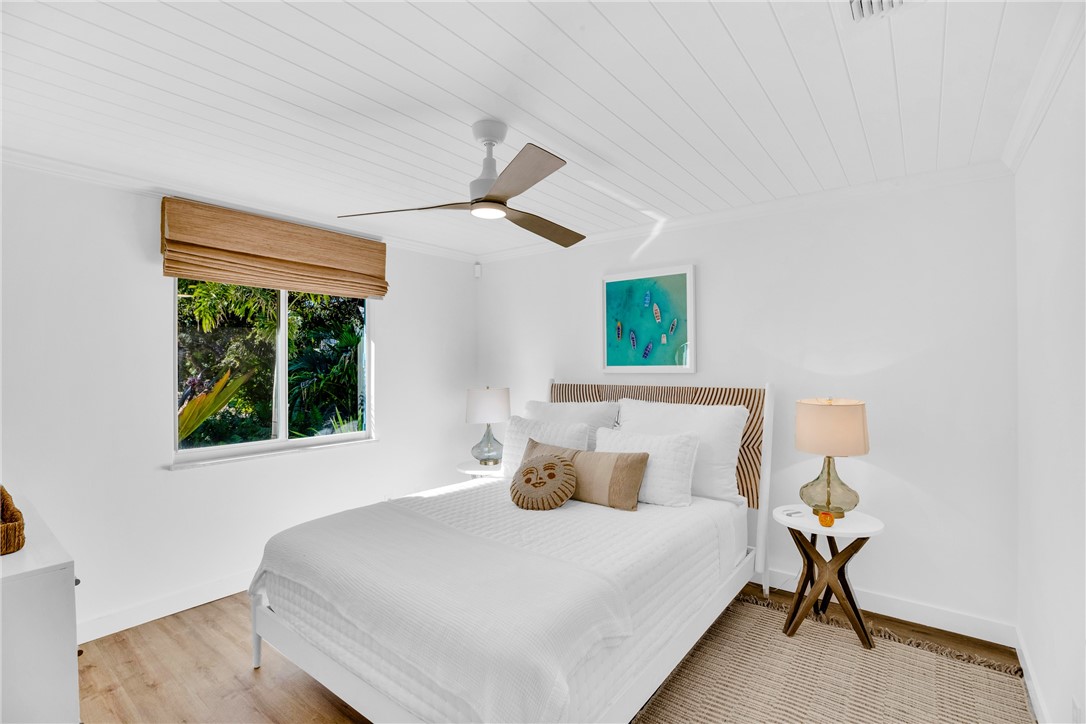 1830 E Sandpiper Road