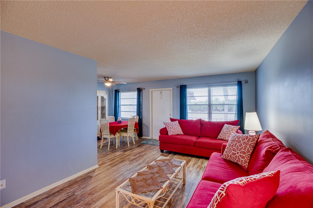 74 Royal Oak Court 205