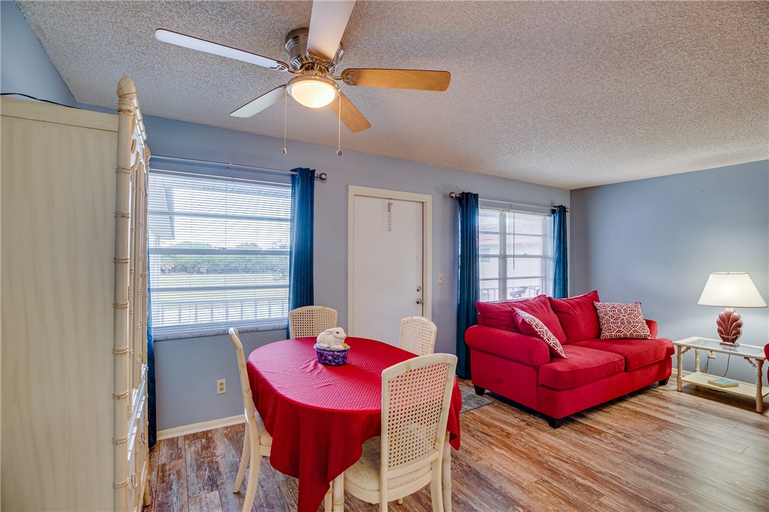 74 Royal Oak Court 205