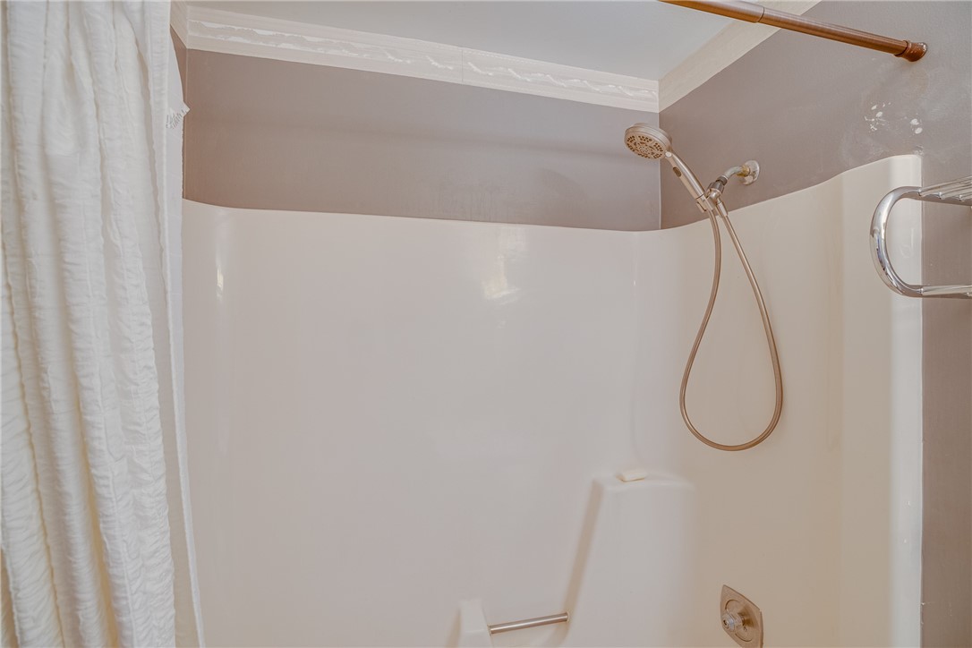 74 Royal Oak Court 205