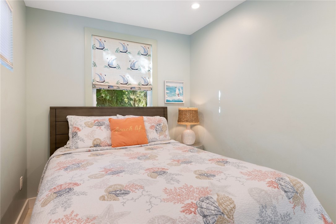 1951 W Sand Dollar Lane