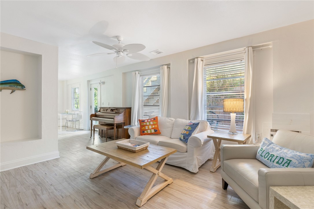 1951 W Sand Dollar Lane