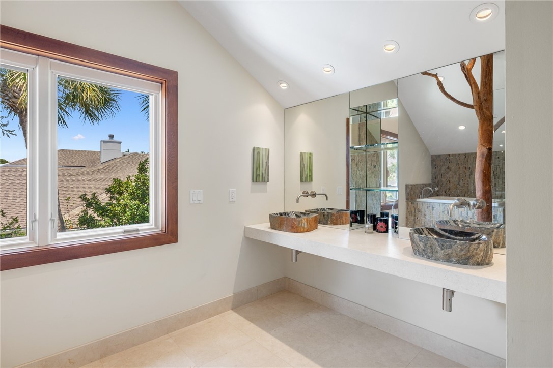 23 Cache Cay Drive