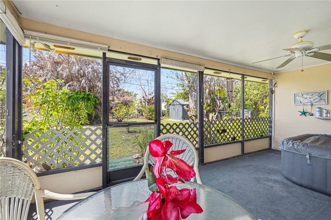 748 Cranbrook Avenue NE