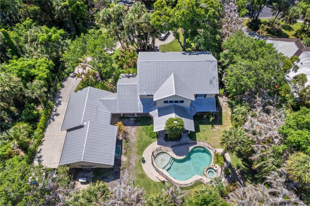 1720 E Rosewood Court