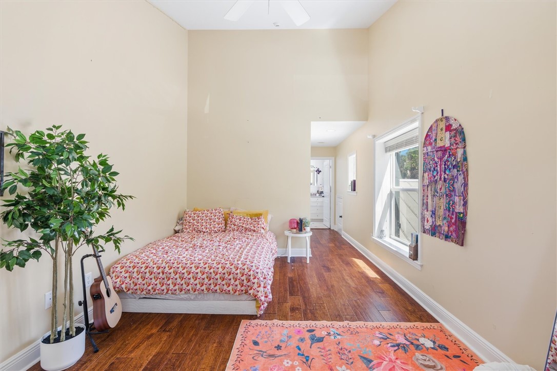 1720 E Rosewood Court