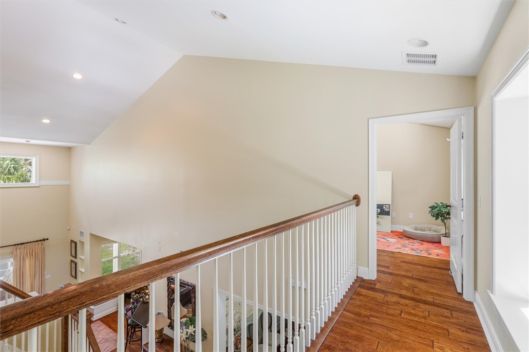 1720 E Rosewood Court