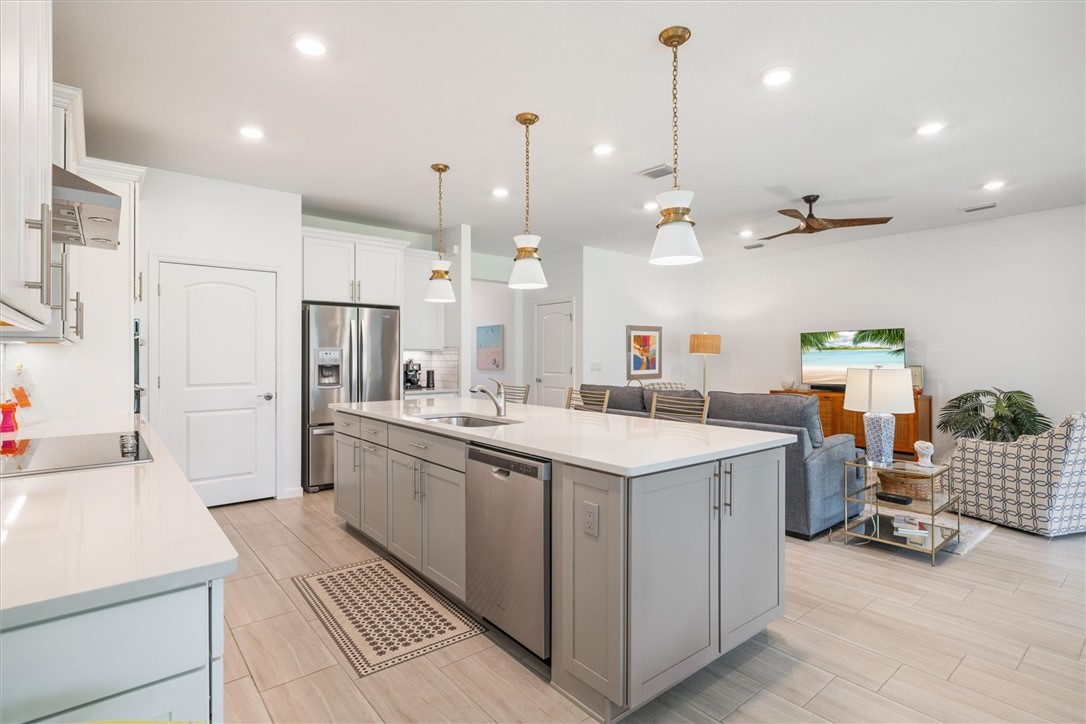 5048 Monroe Circle