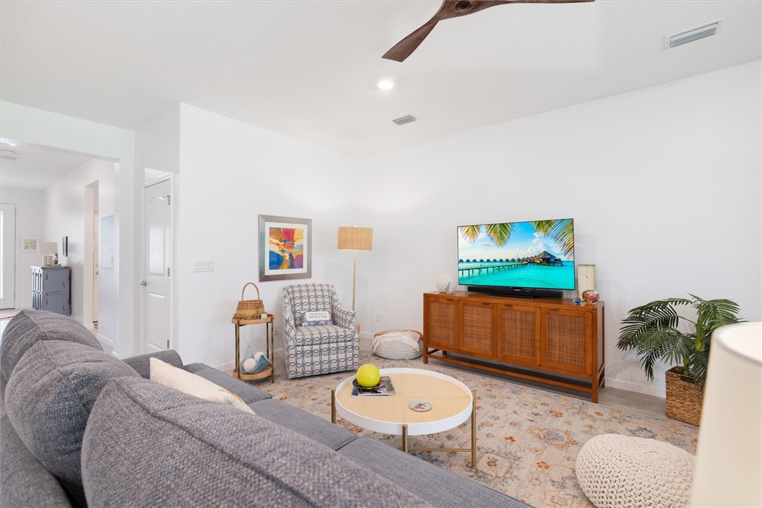 5048 Monroe Circle