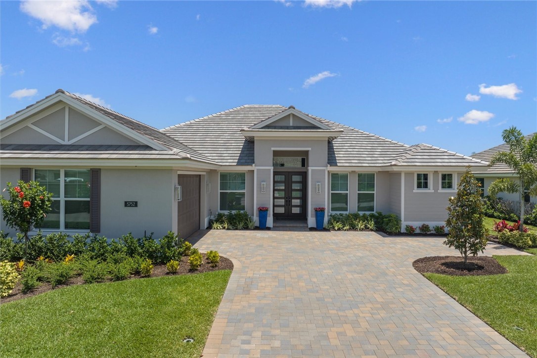 5752 Bent Pine Square