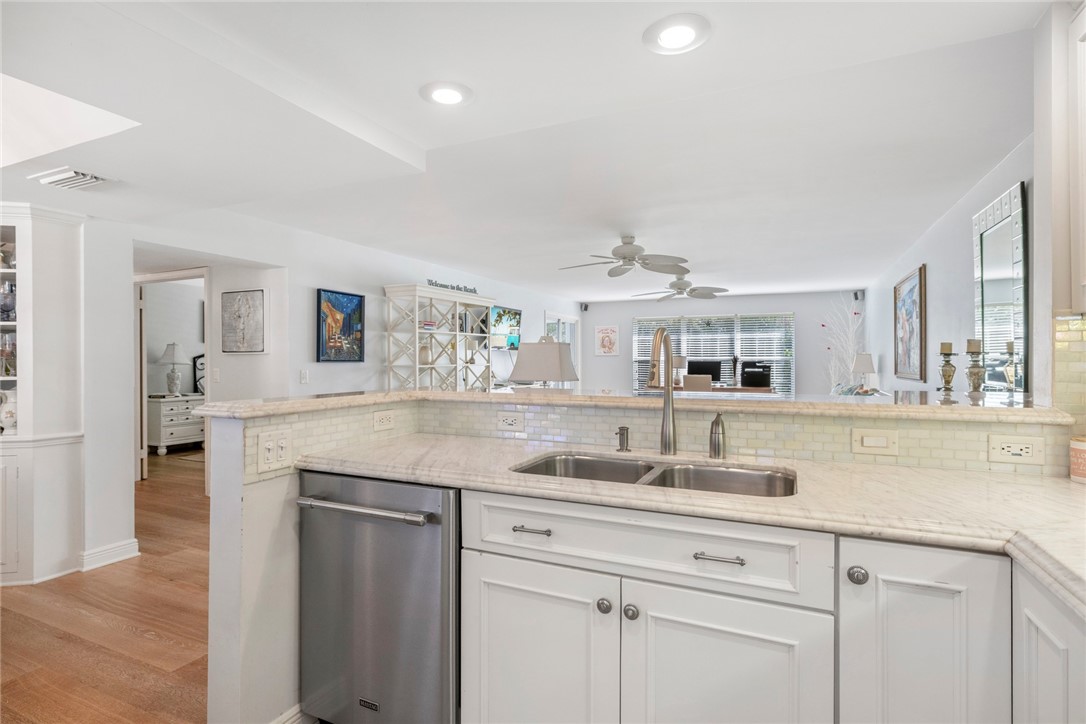 2743 Ocean Drive 47E
