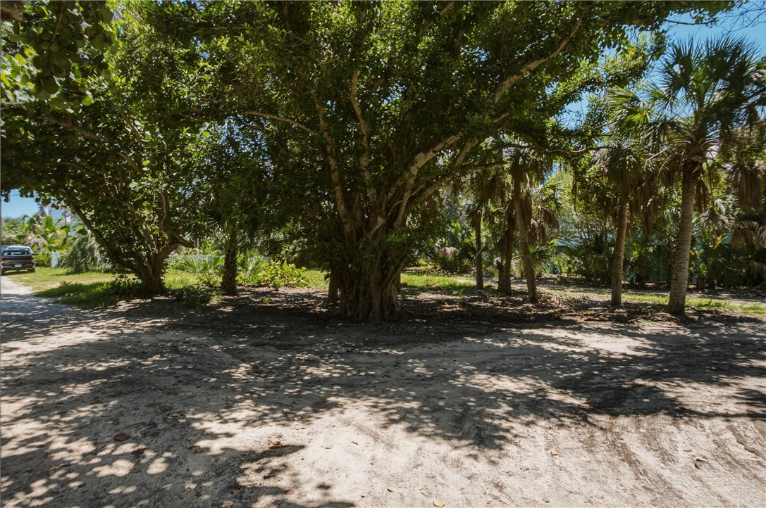 9515 Doubloon Drive