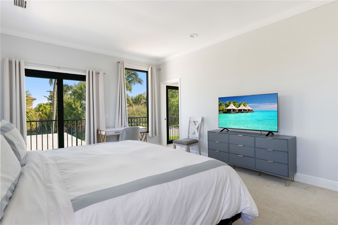 1005 Crescent Beach Road
