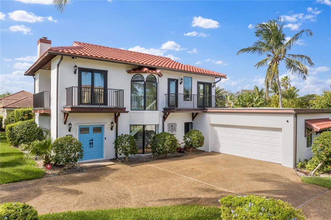 1005 Crescent Beach Road