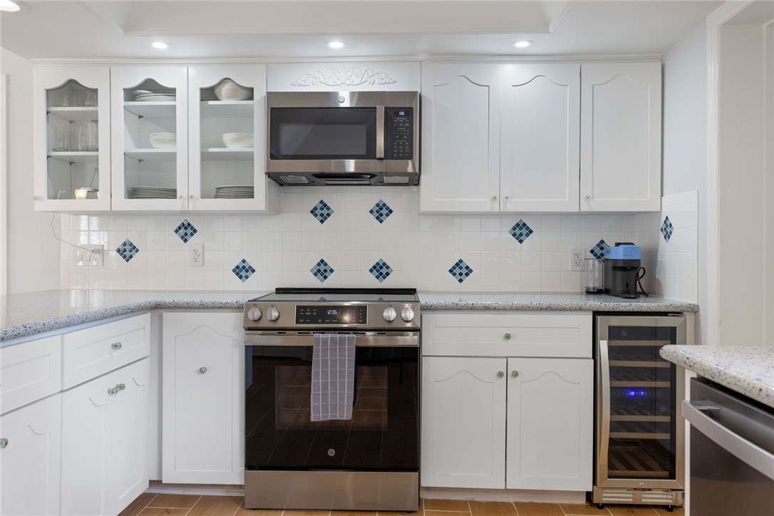 1005 Crescent Beach Road