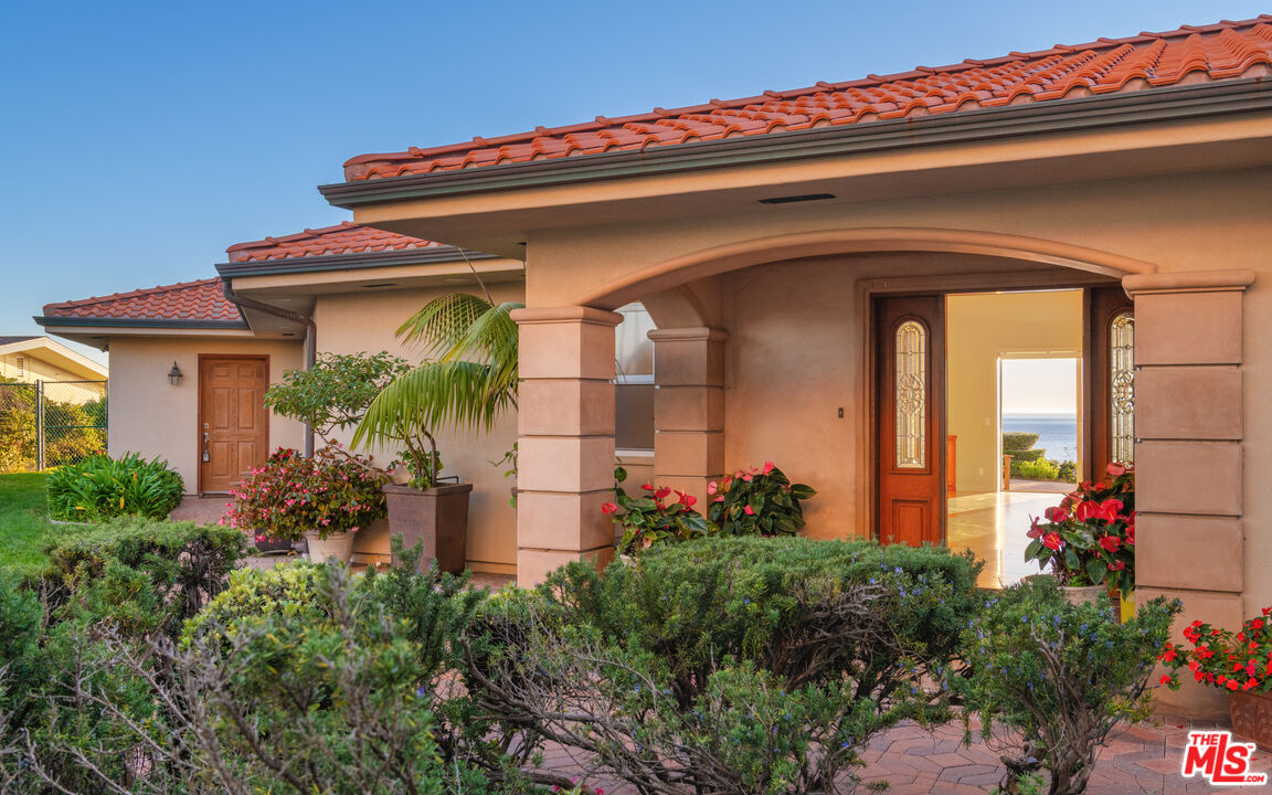 29821 Pacific Coast Hwy