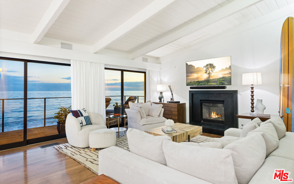 31952 Pacific Coast Hwy