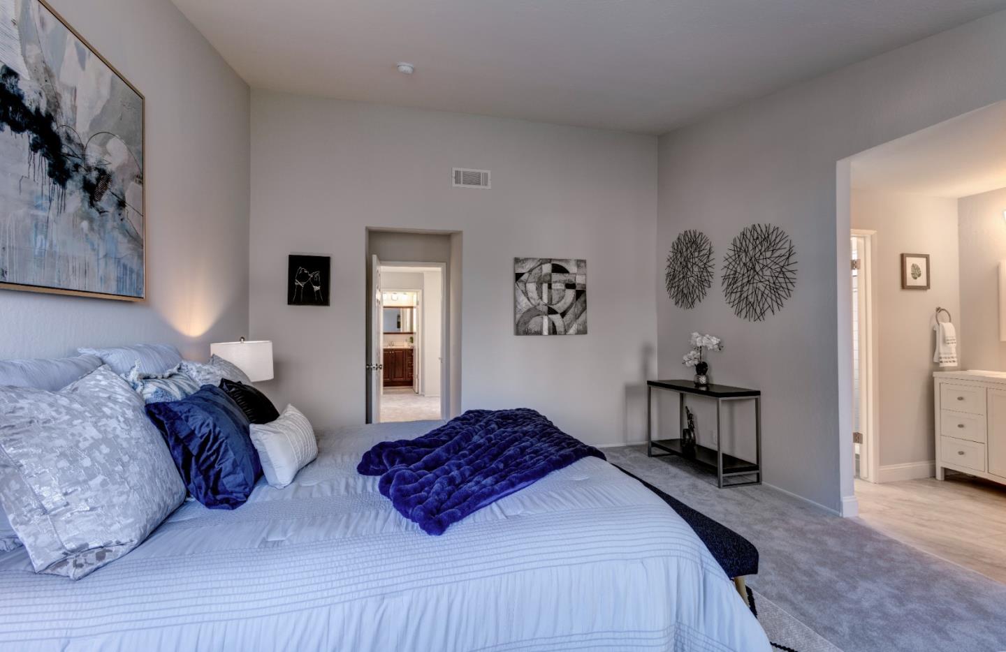 4943 Scarlett WAY