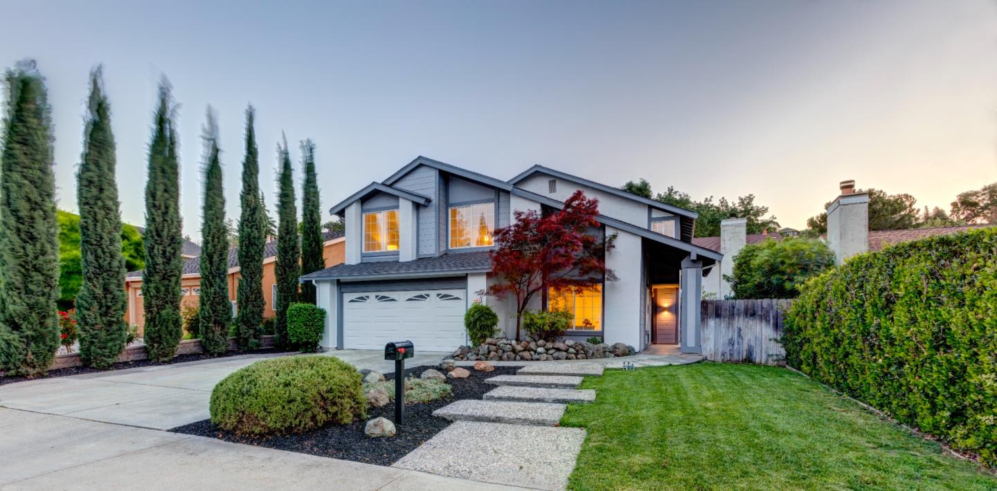 4943 Scarlett WAY