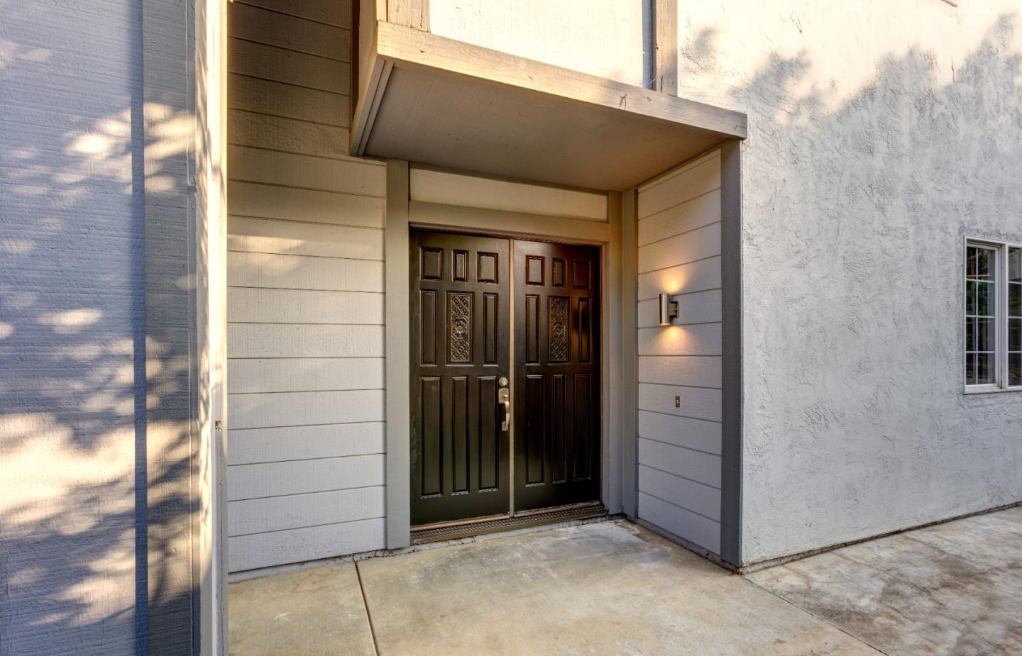 4943 Scarlett WAY
