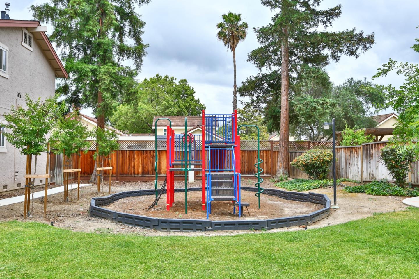 130 Baroni AVE 29