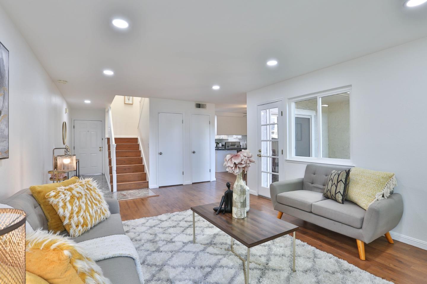 130 Baroni AVE 29