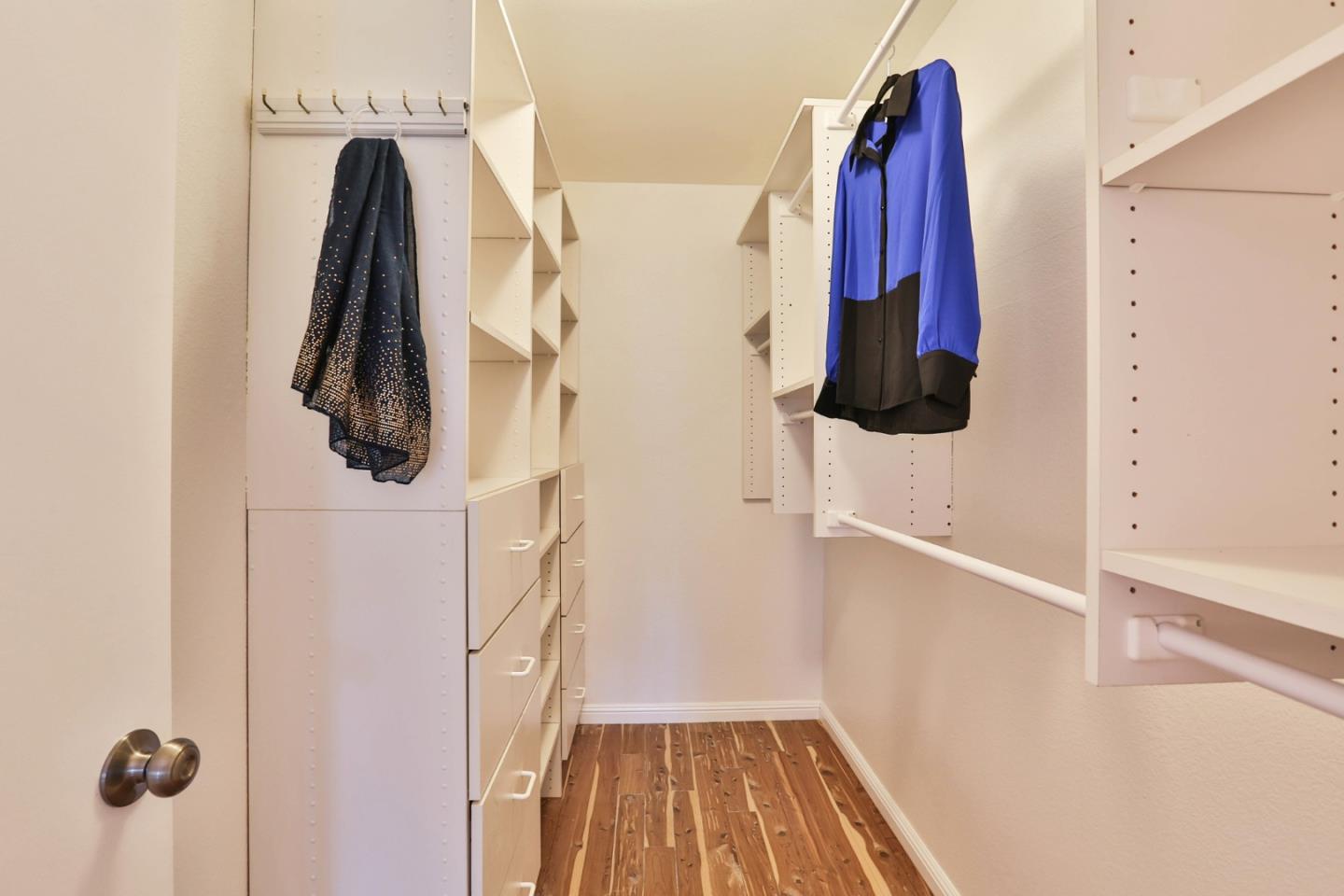 130 Baroni AVE 29