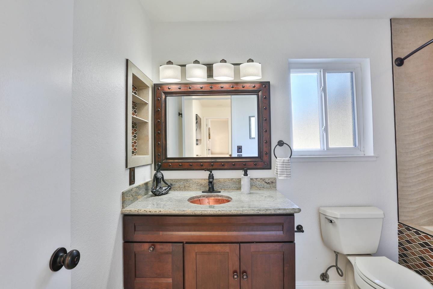 130 Baroni AVE 29