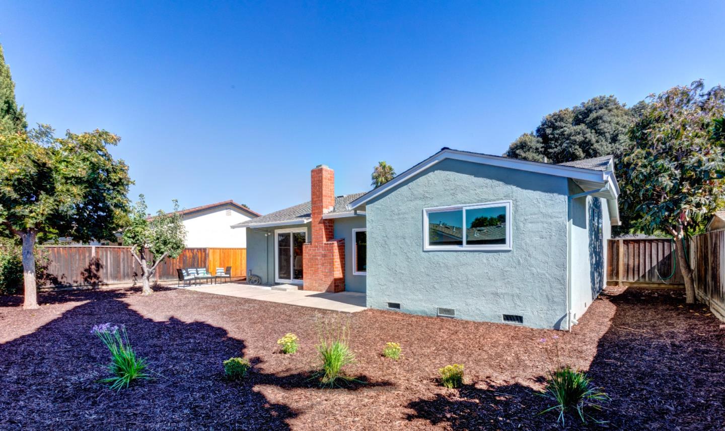 1115 Bellingham DR