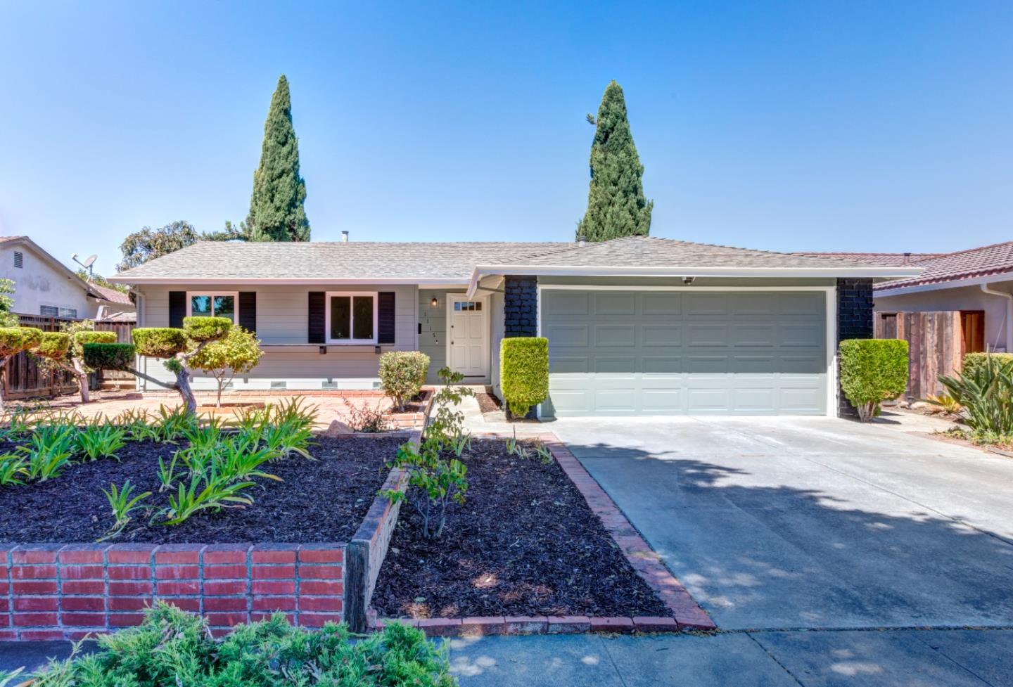 1115 Bellingham DR