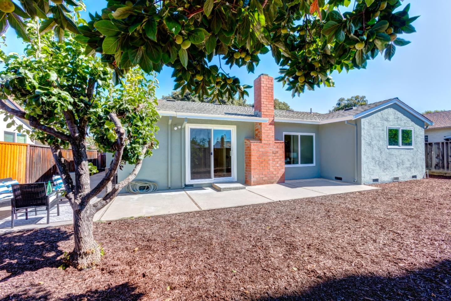 1115 Bellingham DR