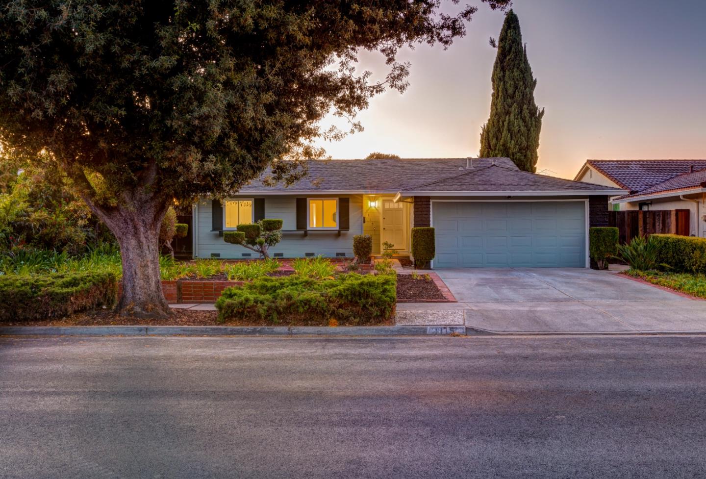 1115 Bellingham DR