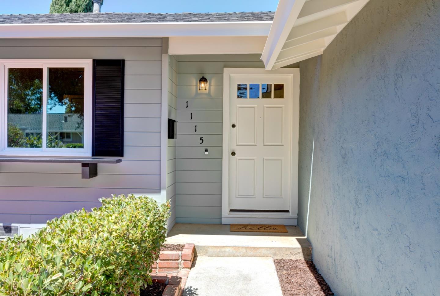 1115 Bellingham DR