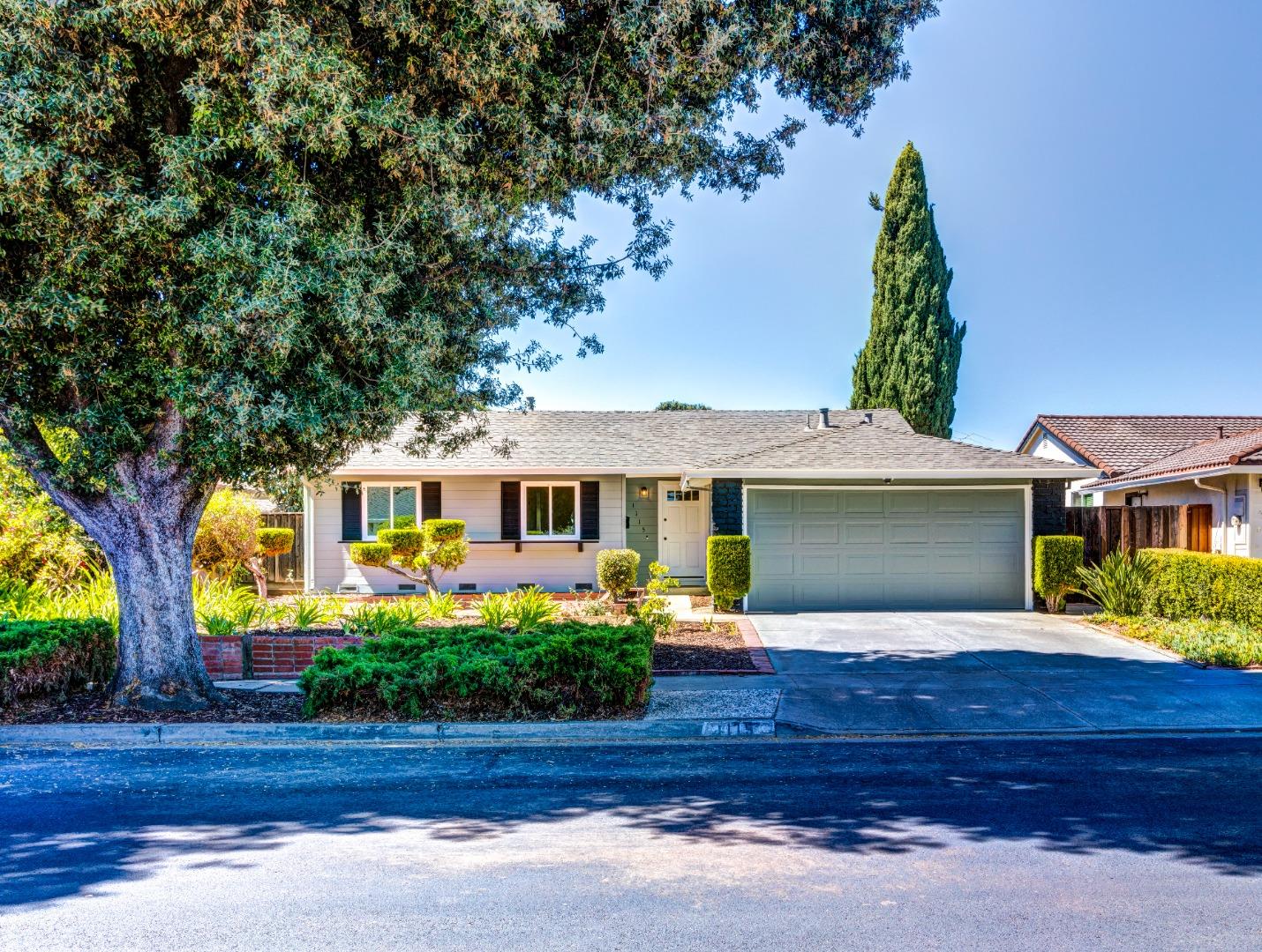 1115 Bellingham DR
