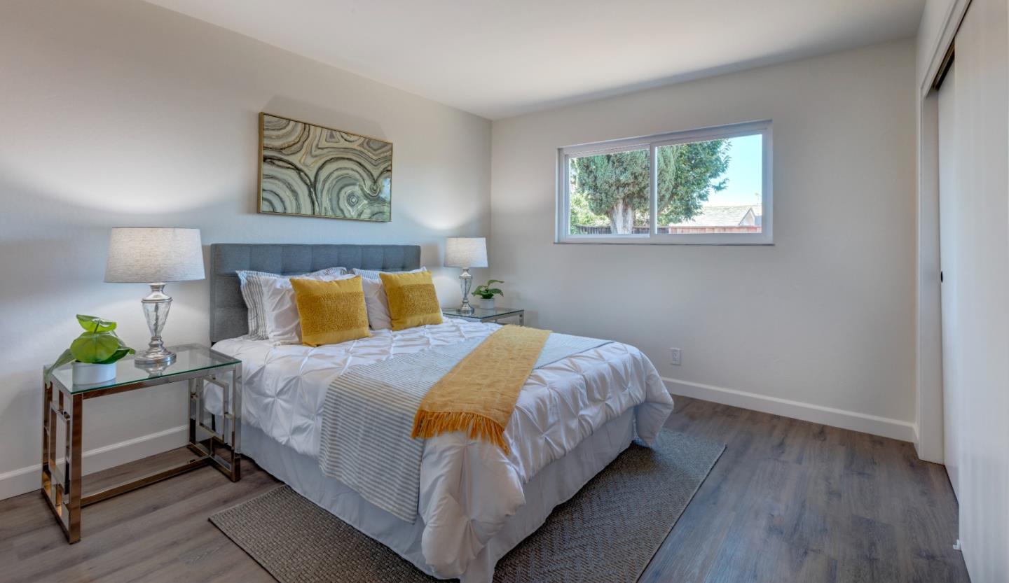 1115 Bellingham DR
