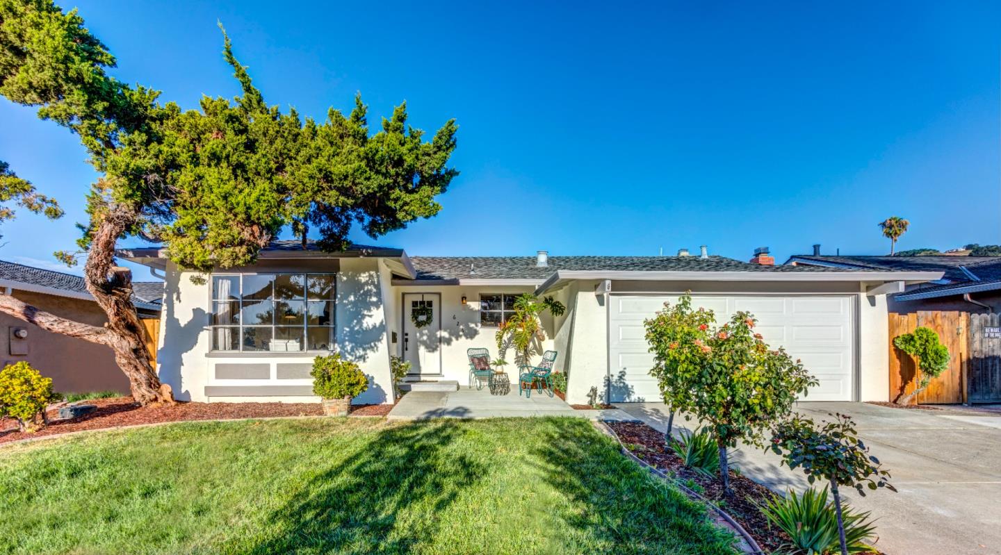 626 Cayuga Court