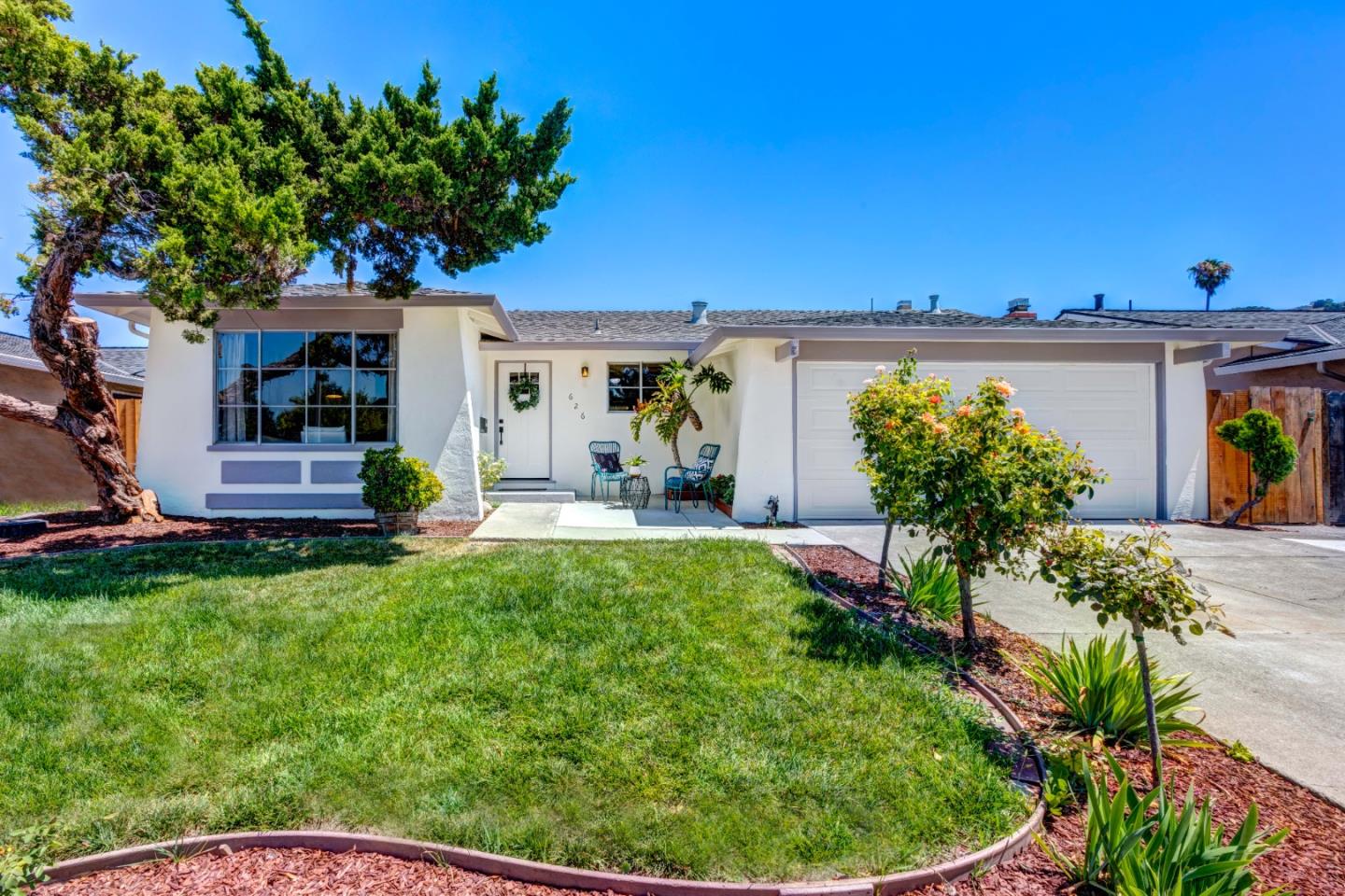 626 Cayuga Court