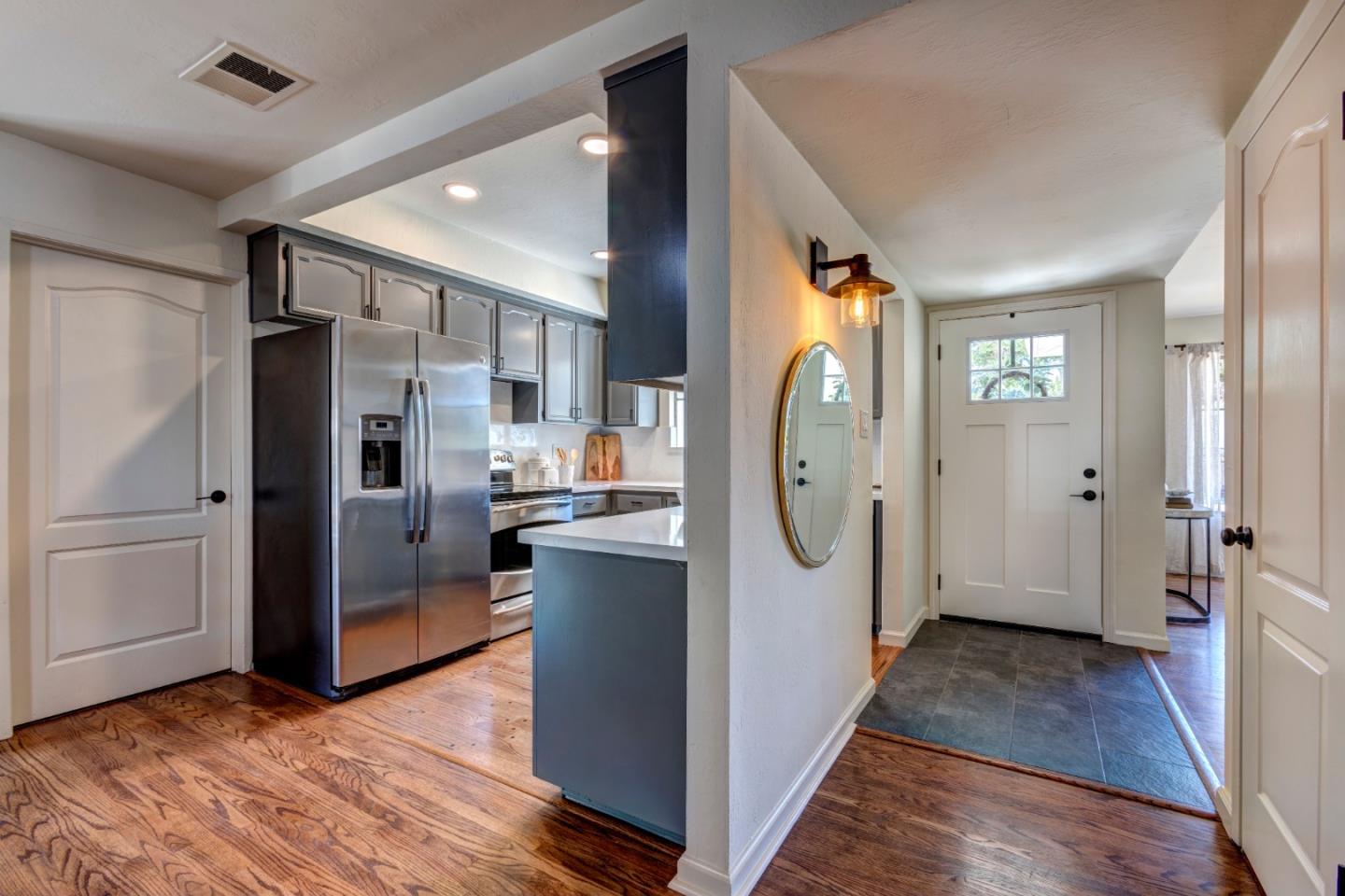 626 Cayuga Court