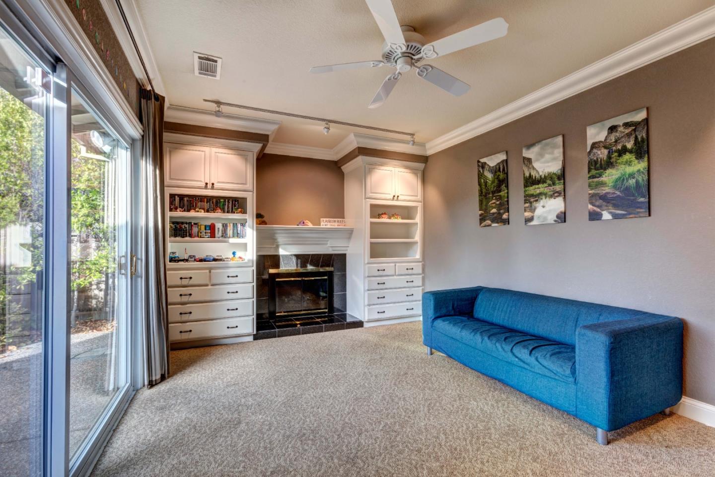 5781 Hillbright Circle