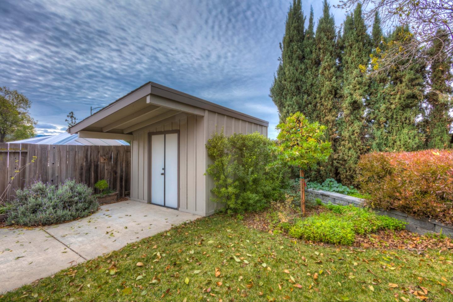 5781 Hillbright Circle