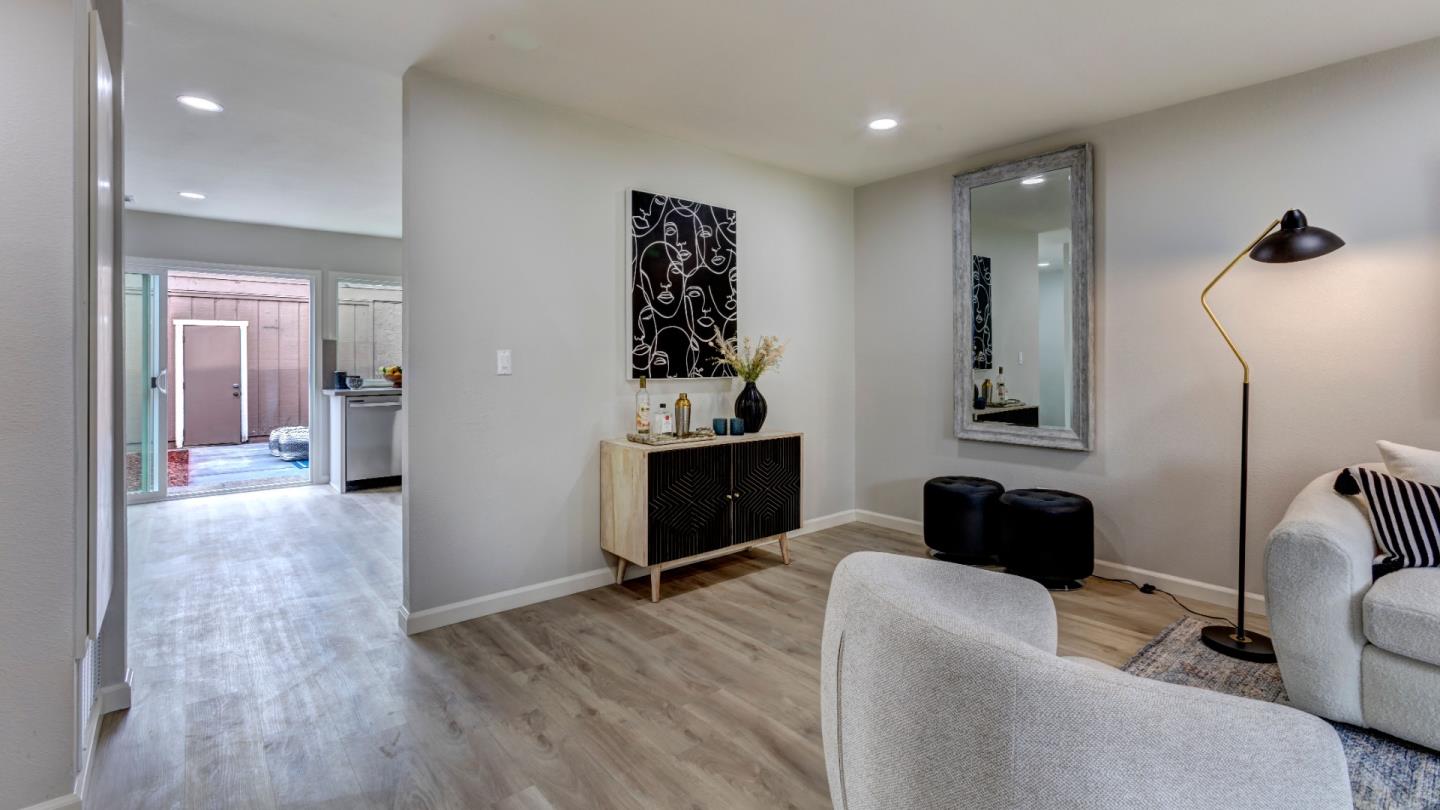 4632 Columbia River Court