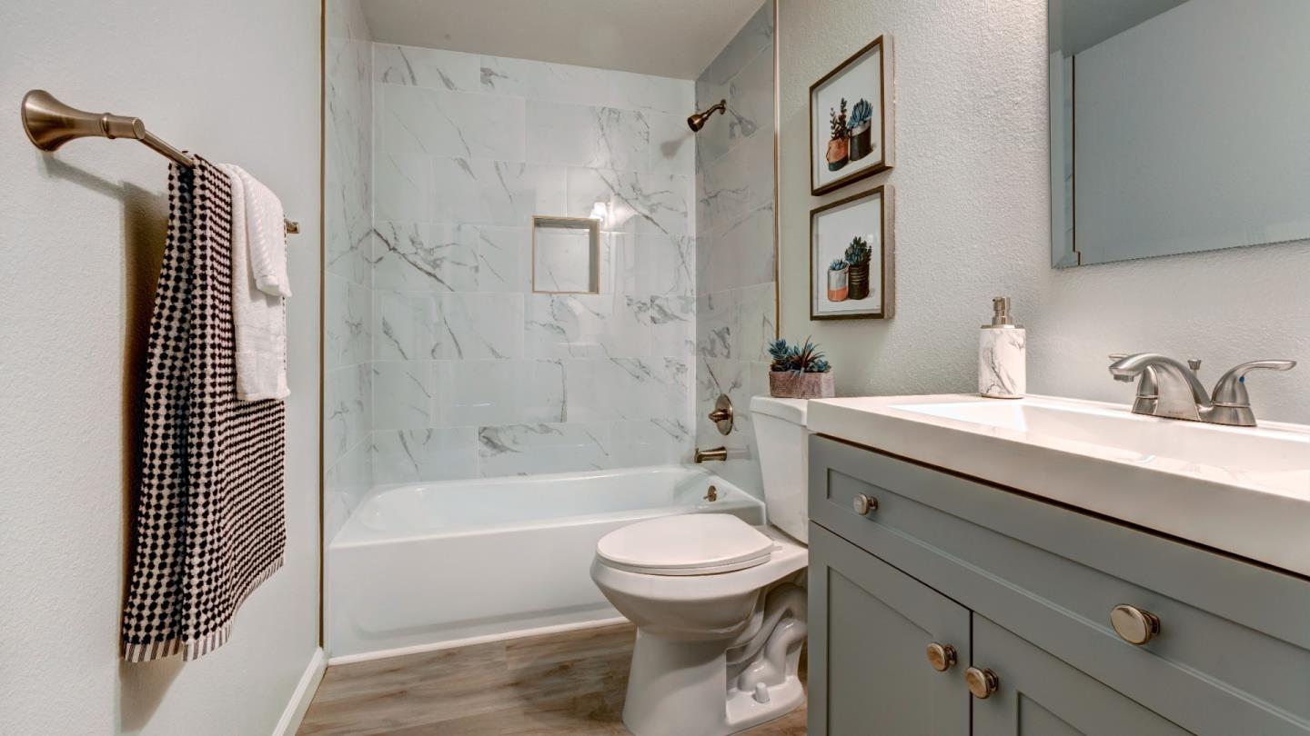 4632 Columbia River Court