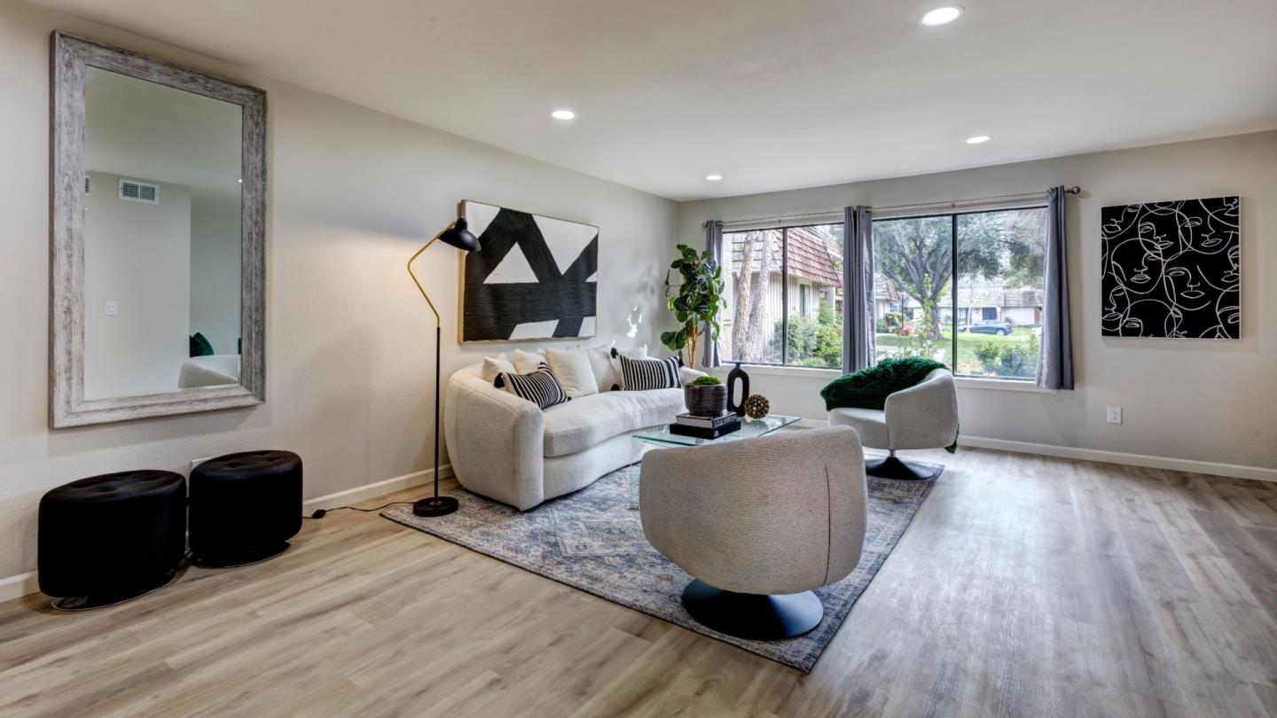 4632 Columbia River Court