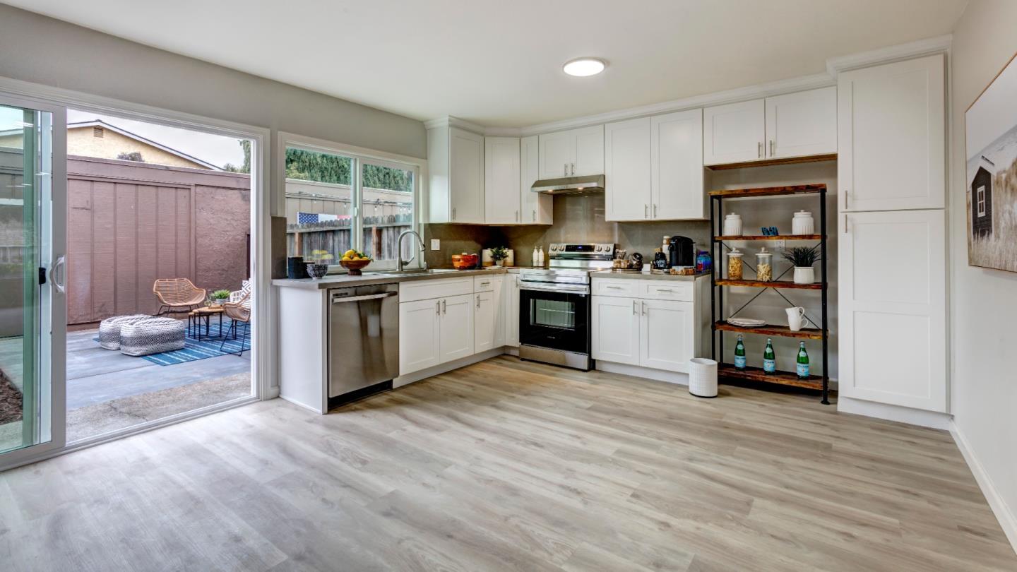 4632 Columbia River Court