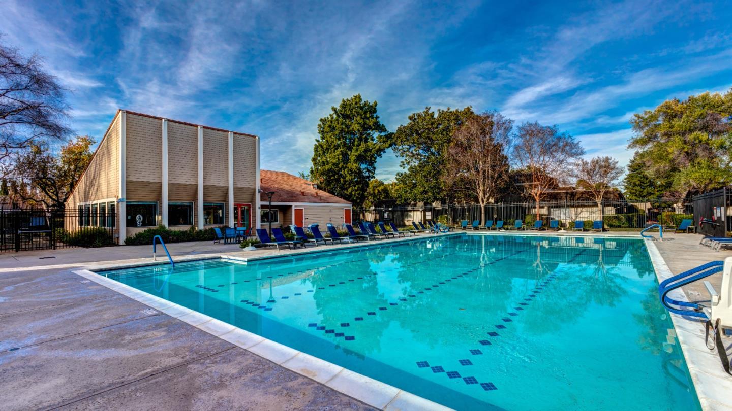 4632 Columbia River Court