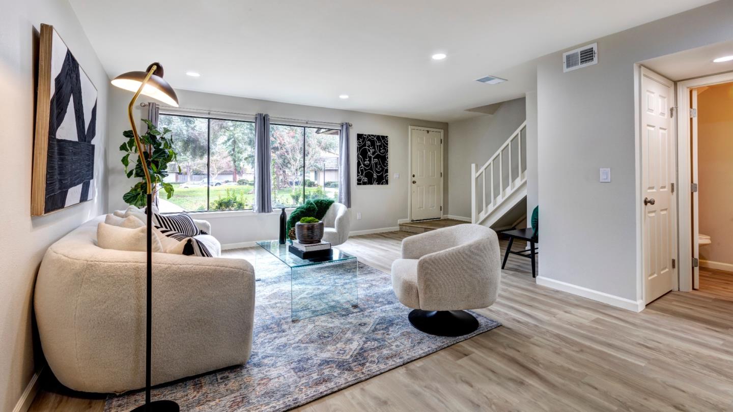 4632 Columbia River Court