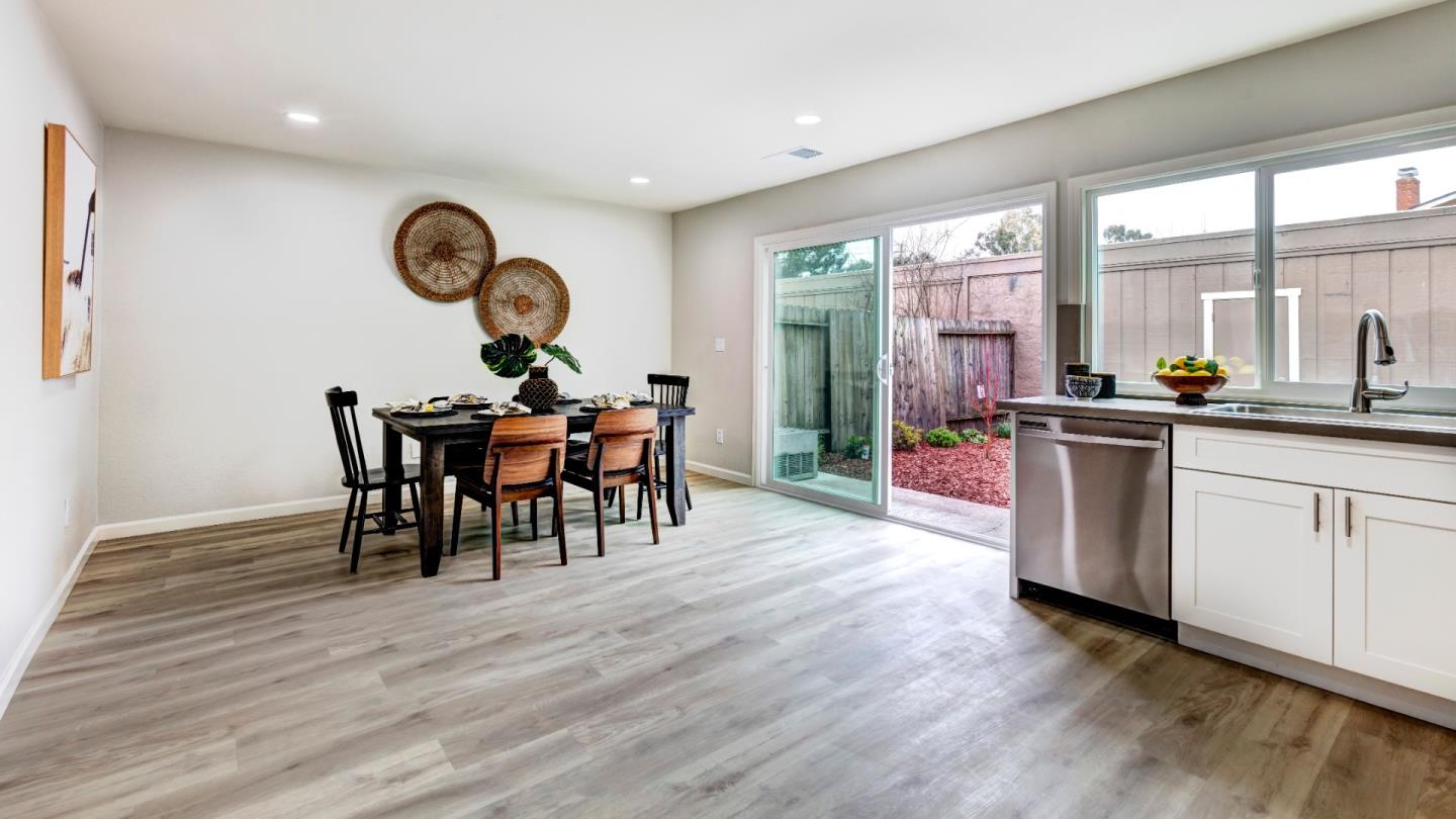 4632 Columbia River Court