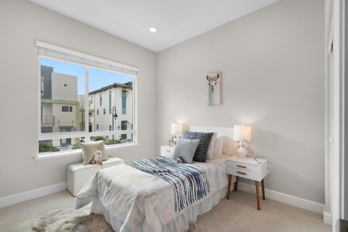 263 Llano De Los Robles AVE 4