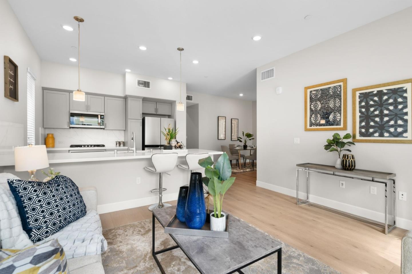 263 Llano De Los Robles AVE 4